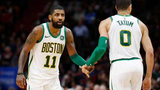kyrie_irving_marquee_crossover_.jpg